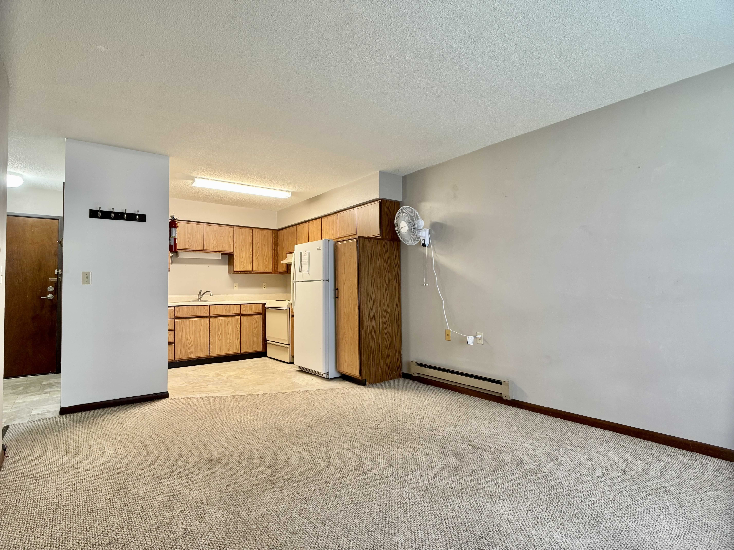 602 South 1st Avenue East - 11